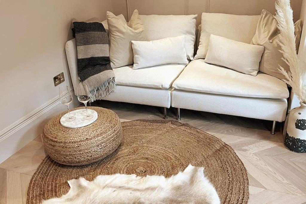 Apartament Courtyard Garden, Beautifully Finished Flat - Ba1 Bath Zewnętrze zdjęcie